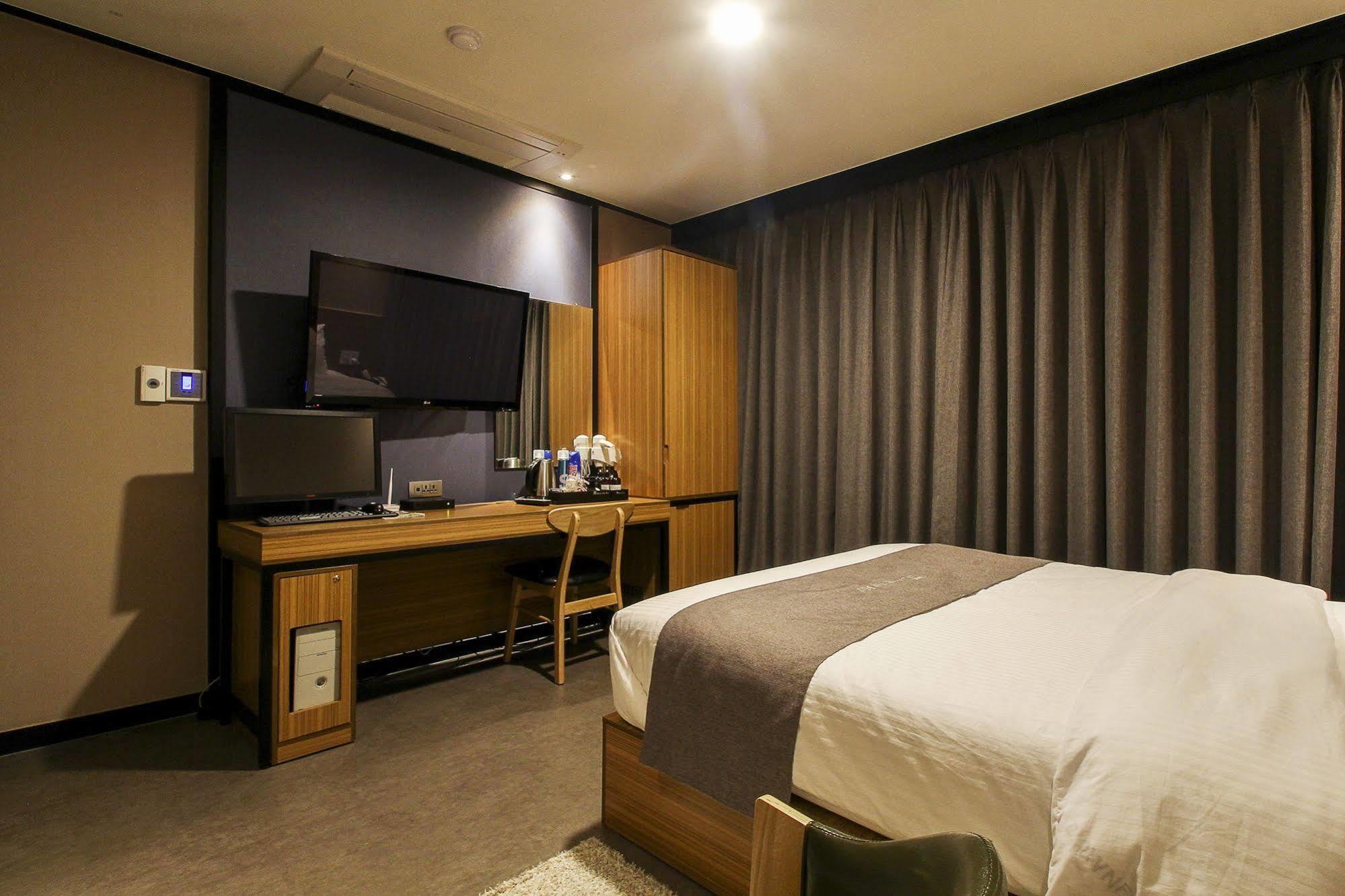 Hotel The May Busan Exterior photo